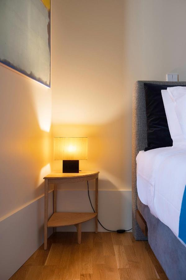 Ribeira Trendy Flat In Medieval Mercadores Street OOporto Extérieur photo